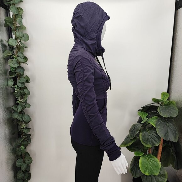 Lululemon Women’s Dance Studio Reversible Purple Hooded Jacket Size 2 - Picture 7 of 13